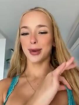 Julia Filippo Hot Video Bikini Blue Erotic Body
