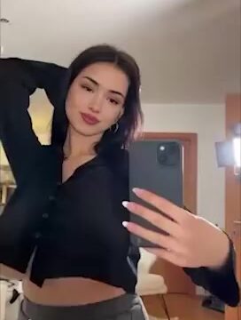 Fionaparkerx POV Shower Big Boobs In Front Of The Mirror Onlyfans Video